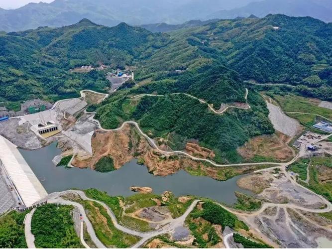 湘乡科技深耕工程施工领域，国内外项目齐头并进